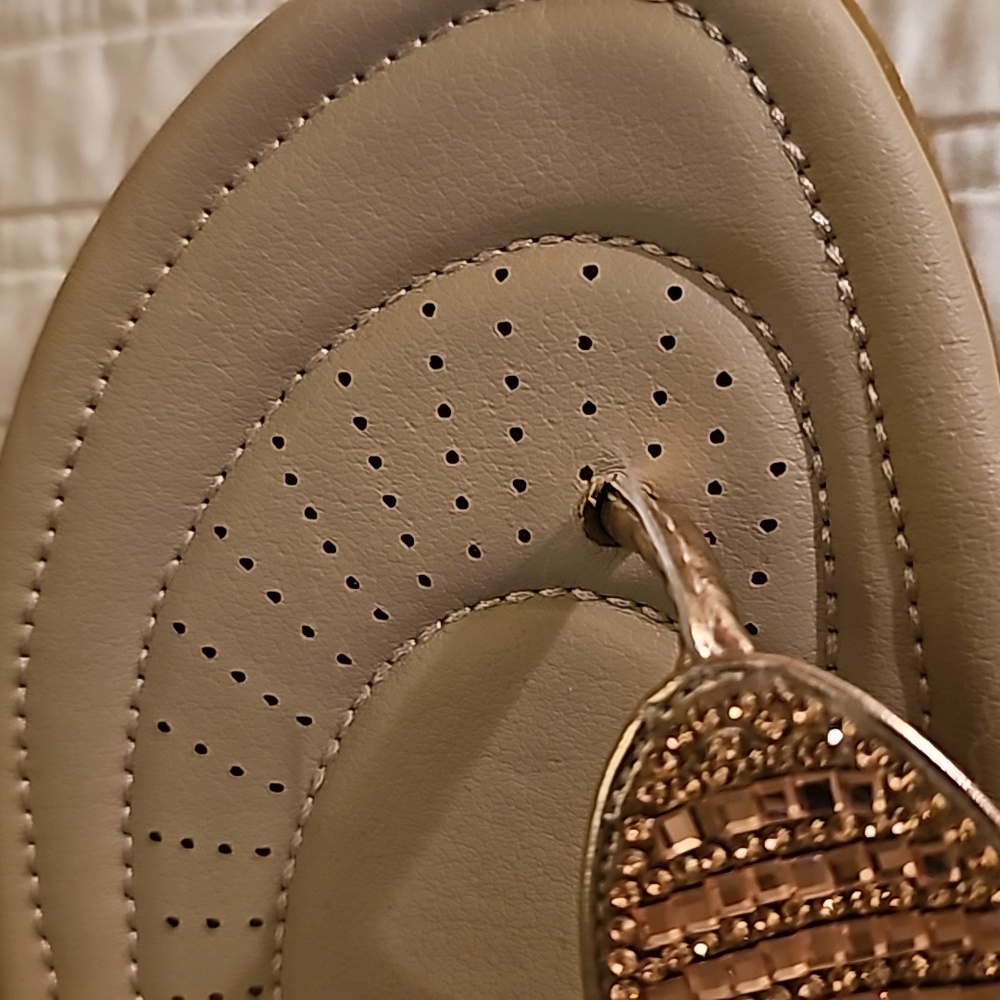 Sandals - Picture 7 of 7